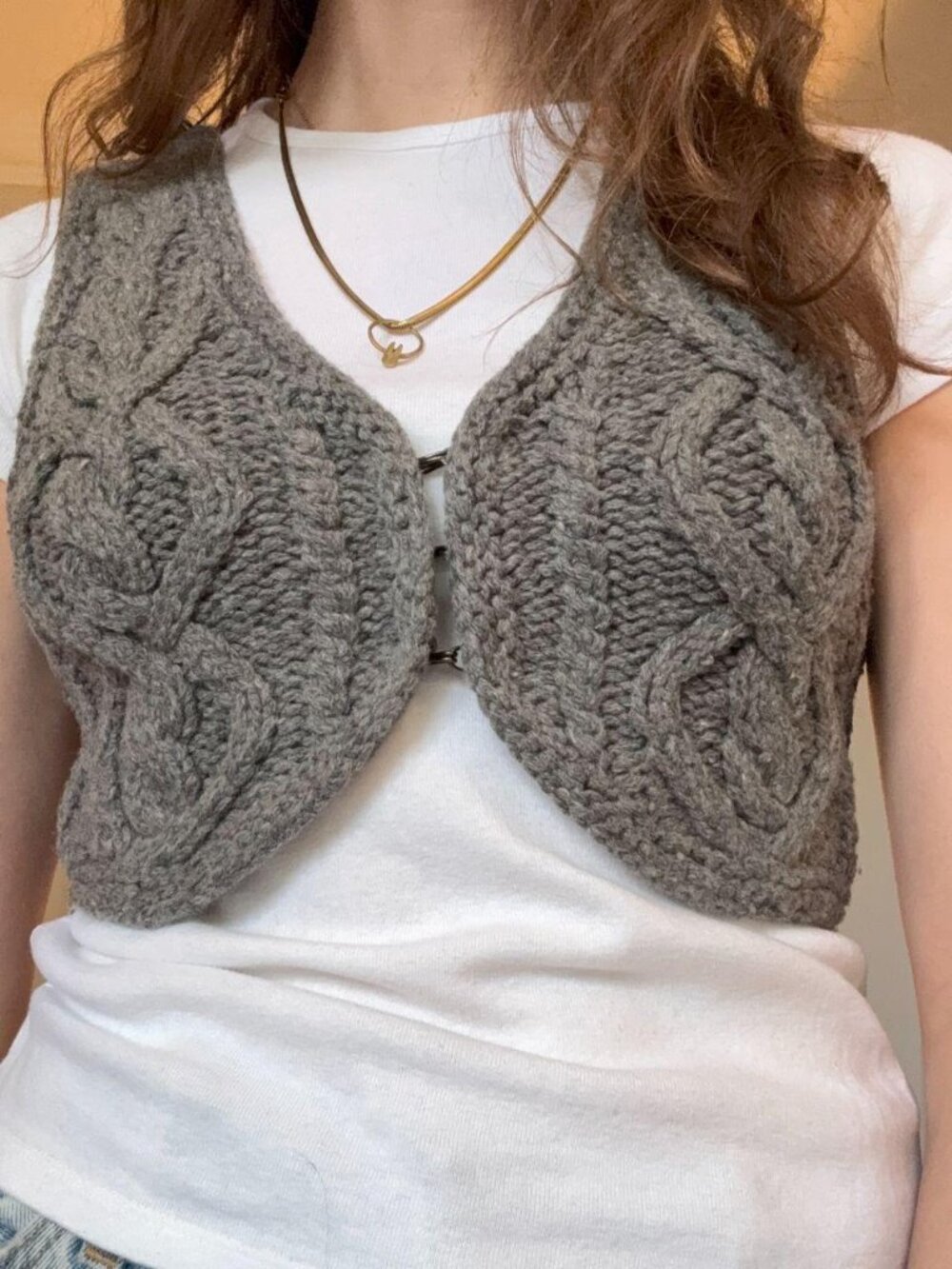 Vintage Y2K H&M Grey Cable Knit Sweater Vest Aran Sleeveless Size S